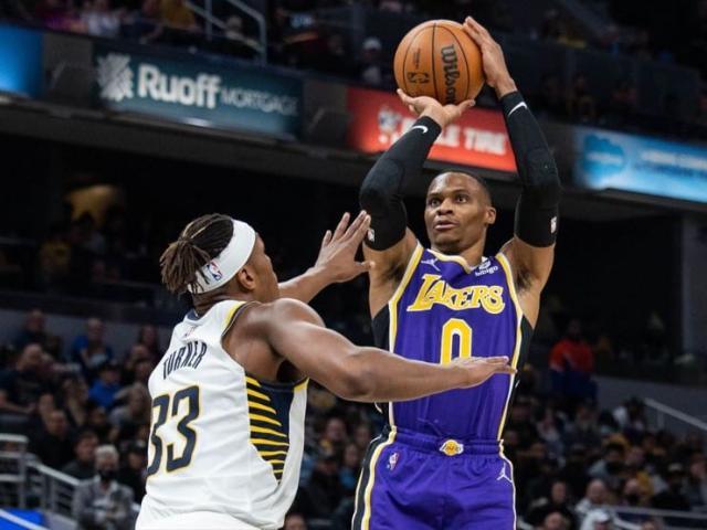 湖人杜绝盲目送走韦少 腾出空间明夏或追逐维金斯